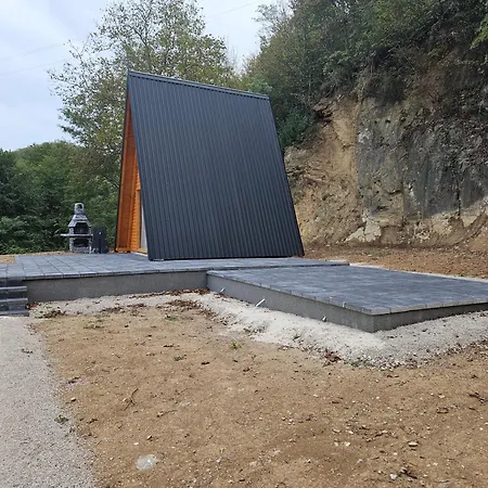 Kucica Na Kraju Knk Zvornik